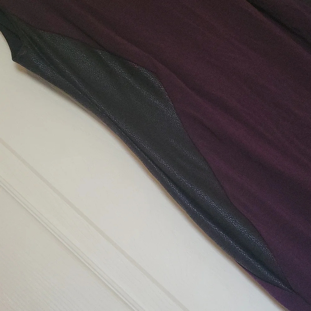 KAREN KANE RAYON BLACK/PURPLE SHEATH DRESS. Large. - Picture 9 of 11